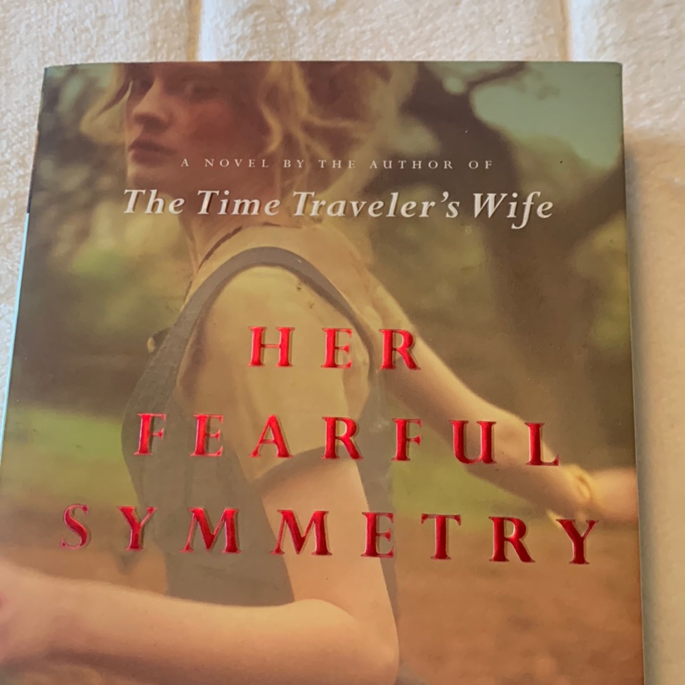 ⭐️2/$12⭐️Her Fearful Symmetry